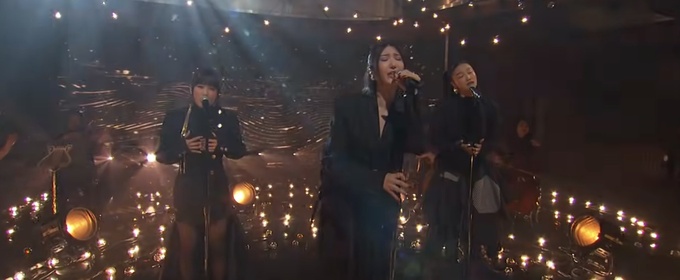 Video: EJAE, Audrey Nuna & REI AMI Perform 'Golden (Glowin’ Version)' on JIMMY KIMMEL LIVE