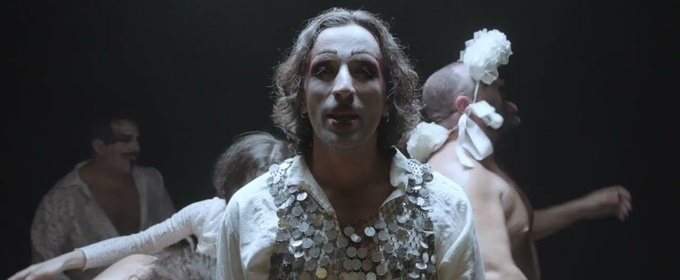 TV: Elu López estrena el videoclip de 'Candil' inspirada en sus raíces familiares