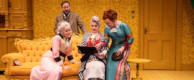 Photos: Siobhan Finneran, Samantha Spiro and More in WHEN WE ARE MARRIED