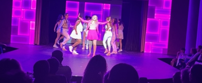 Review: LEGALLY BLONDE: THE MUSICAL at Alhambra Theatre and Dining