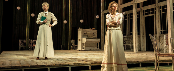 Review: SUMMERFOLK starring Sophie Rundle, National Theatre