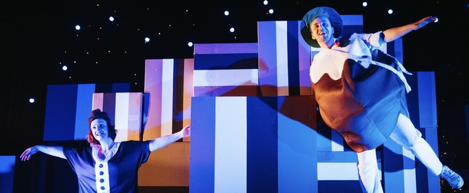 Review: A CHRISTMAS CAROL, Platform