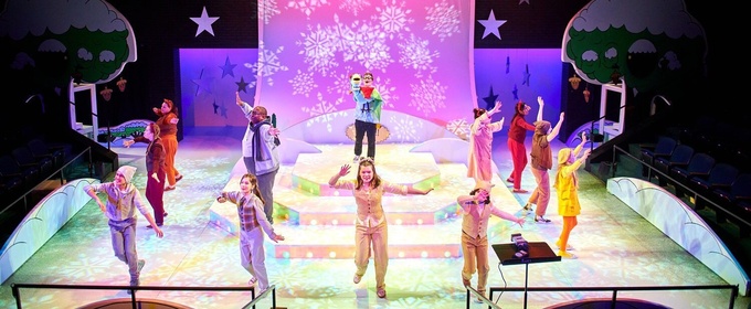 Review: PIGEON Gets a World-Premiere Holiday Show at FIRST STAGE