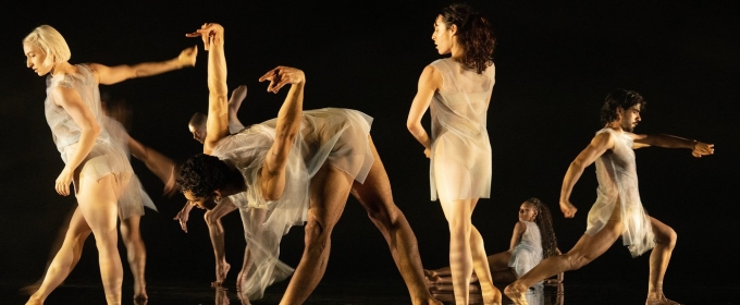 Review: DEEPSTARIA, Sadler's Wells