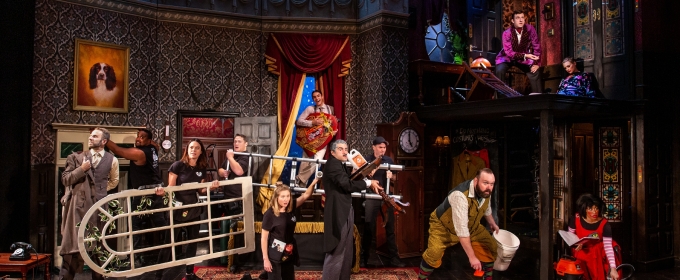 THE PLAY THAT GOES WRONG Will Hold First ASL Interpreted Performance