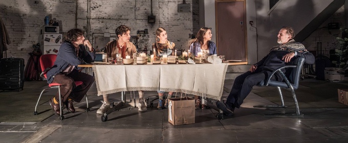 Review: CHRISTMAS DAY, Almeida Theatre