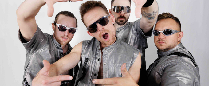 FOOL HOUSE Brings 90's Nostalgia to The District in Sioux Falls