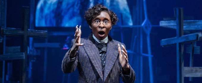 Photos: Cynthia Erivo Stars in DRACULA in London Photo