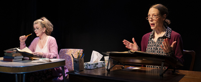 Photos: Melissa Gilbert and Veanne Cox in PEN PALS Off-Broadway