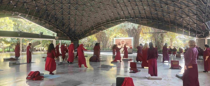 Osho Dham Inaugurates Art Exhibition “Divine Intervention” by Hiral Singhal on Disciple Day