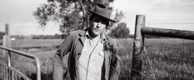 Video: Gregory Alan Isakov Debuts Video for 'Mistakes'