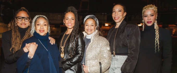 Video: Alicia Keys Celebrates HELL’S KITCHEN's One Year Anniversary at Curtain Call
