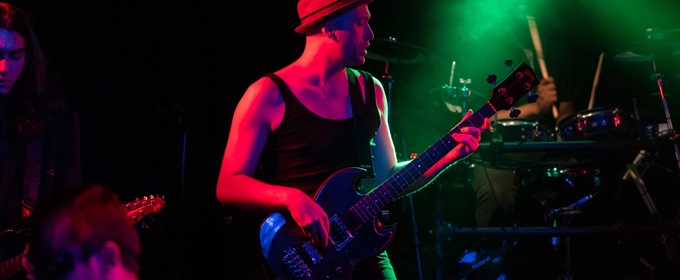 FLANNEL: A 90S ROCK MUSICAL Will Come to Columbus