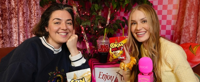 Video: Original HEATHERS Stars Barrett Wilbert Weed & Elle McLemore Reunite on Podcast