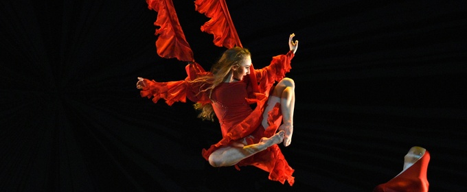 MOMIX Returns To The Joyce With ALICE