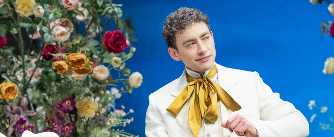 Review: THE IMPORTANCE OF BEING EARNEST, Starring Olly Alexander & Stephen Fry