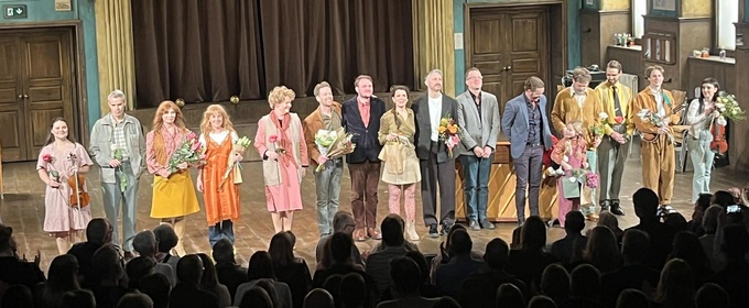 Review: ONCE at Helsingborgs Stadsteater