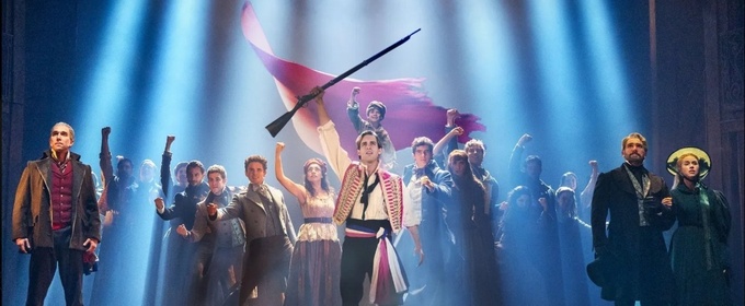 LOS MISERABLES celebra sus primeras 100 funciones coincidiendo con el aniversario de Víctor Hugo