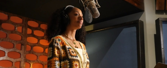 Video: Christiani Pitts Performs 'What’ll It Be' from TWO STRANGERS (CARRY A CAKE ACROSS NEW YORK)