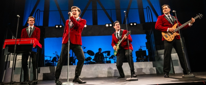 Photos: JERSEY BOYS At The Argyle Theatre