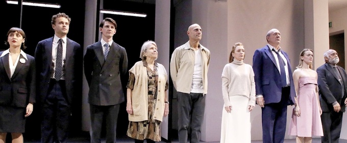 Video: Opening Night Red Carpet of OEDIPUS With Mark Strong, Lesley Manville and More