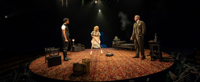 Review: ENTERTAINING MR SLOANE, Young Vic