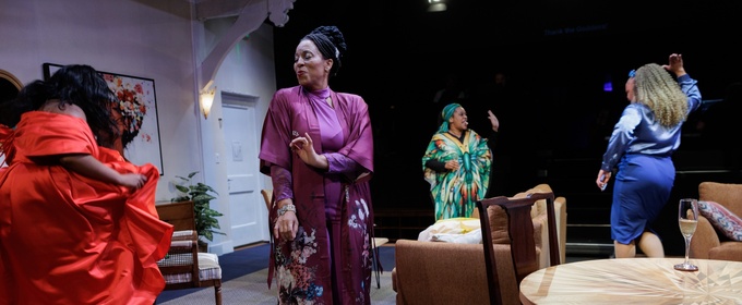 Review: ANGRY, RAUCOUS, AND SHAMELESSLY GORGEOUS at Portland Playhouse