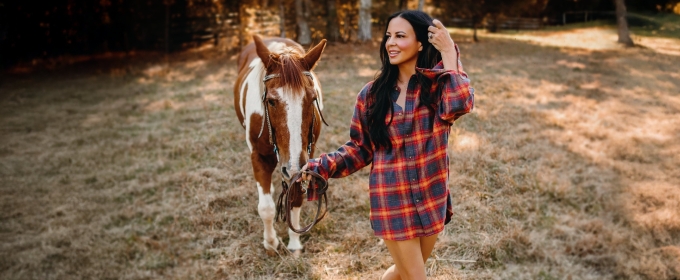 Sara Evans to Perform at Harris Center for the Arts
