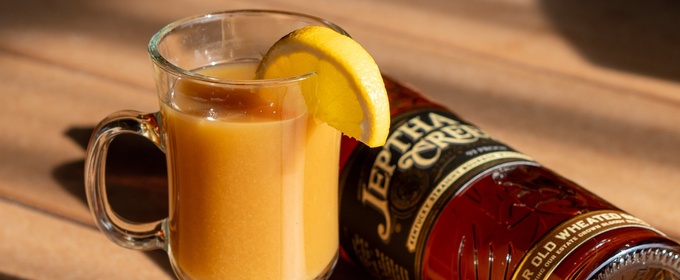 12 New Year’s Eve Cocktails to Ring in 2026