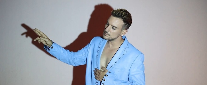 Víctor Arbelo lanza este 24 de febrero su tercer álbum COM UN LABERINT