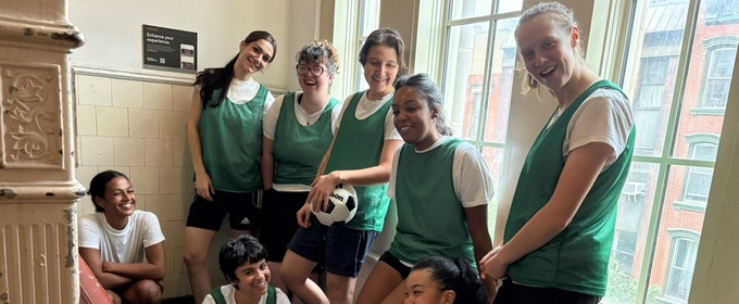 THE WOLVES Will Run at Royal Family Productions in November