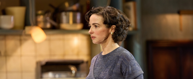 Review: THE HILLS OF CALIFORNIA, Harold Pinter Theatre