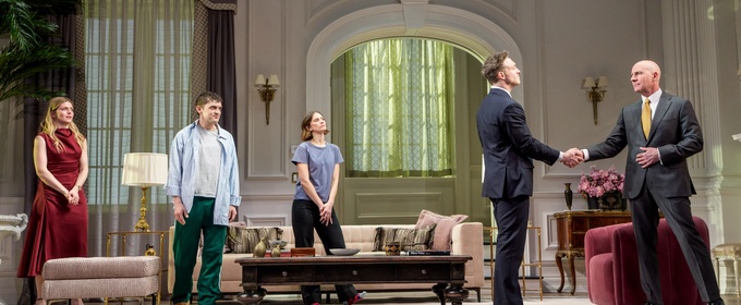 Photos: Wesley Taylor, Molly Griggs and More in HOLIDAY at Goodman Theatre