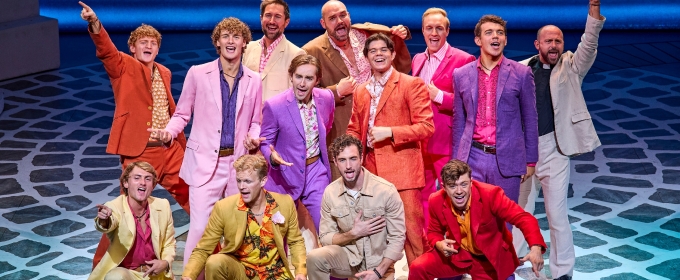 Photos: New Cast Joins MAMMA MIA! in London