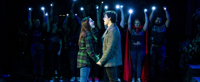 Review: TWIHARD! A TWILIGHT MUSICAL PARODY at Apollo Theater