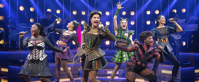 Review: SIX at Des Moines Performing Arts