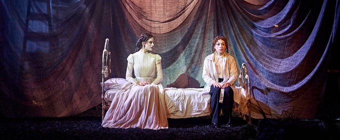 Photos: First Look at Amy Hack and More in YENTL at Marylebone Theatre