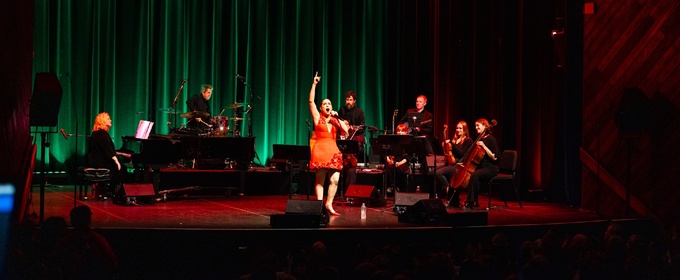 Review: Jessica Vosk Brings Music and Mirth to Berklee Performance Center With SLEIGH