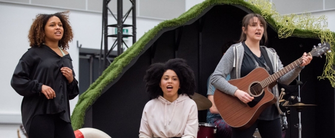 Photos: First Look At National Theatre Of Scotland's KIDNAPPED In Rehearsals Photos