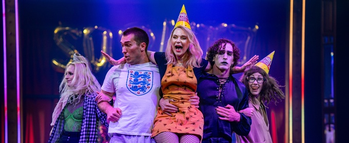 Guest Blog: 'We Want To Elevate And Evolve' : SOPHIE'S SURPRISE PARTY Team on Cabaret, Circus and Audience Satisfaction