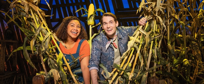 Review: SHUCKED at The Paramount Theatre