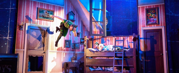 Dramatists Play Service Rolls Out One-Act PETER PAN GOES WRONG Across the US and Canada