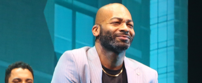 Video: Watch Brandon Victor Dixon Take His Final Bow in HELL'S KITCHEN