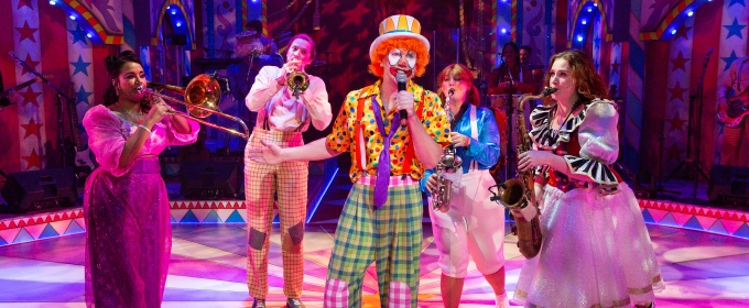 Photos: First Look At GOLDILOCKS AND THE THREE BEARS At The New Wolsey Theatre I Photos