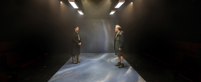 Review: FATHERLAND, Hampstead Theatre