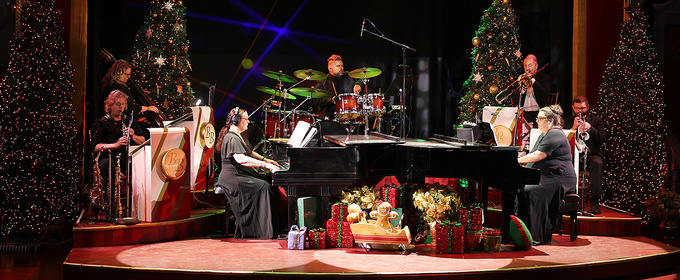 Review: A Holiday Tradition - A BEEF & BOARDS CHRISTMAS Shines Bright