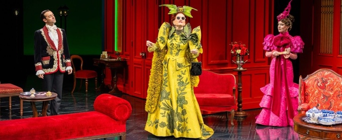 Review: THE IMPORTANCE OF BEING EARNEST at Alley Theatre