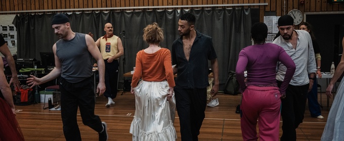 Photos: LES LIAISONS DANGEREUSES in Rehearsal at the National Theatre