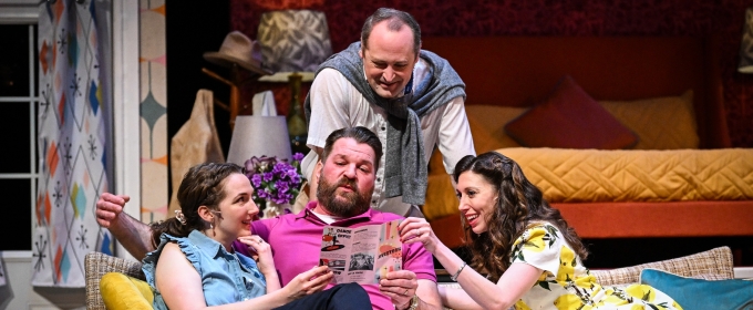 Photos: Duluth Playhouse Opens Minnesota Premiere of HOME, I'M DARLING