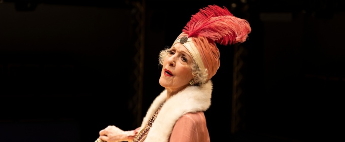 Photos: Patricia Hodge and Robert Bathurst in THE RIVALS